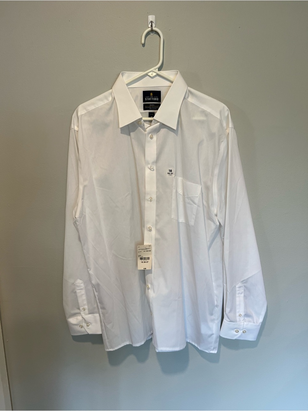 Stafford Men’s White Dress Shirt 18 36/37 Fitted Easy-Care Broadcloth NWT